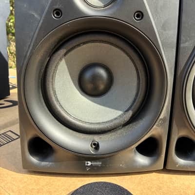 Yamaha NX-GX5 Bookshelf Speakers Active Servo Technology – Black image 2