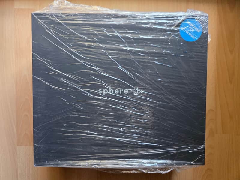 Universal Audio Sphere DLX Large Diaphragm Modeling Microphone 2023 - Present - Black image 1