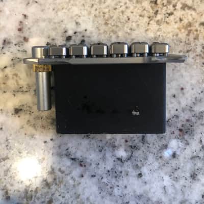 Wilkinson VS-100N Tremolo Chrome image 3