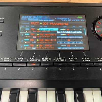 Roland FA-07 76-Key Music Workstation 2014 - Present - Black image 4
