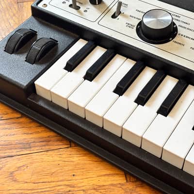 Korg microKORG XL 2009-2012 - Black image 4