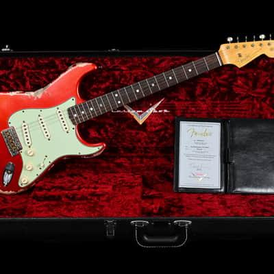 Fender Custom Shop Stratocaster '64 Heavy Relic from 2020 in Candy Apple Red with original hardcase image 10