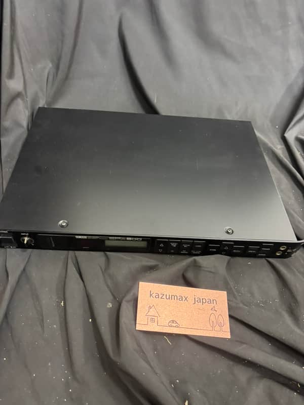 Yamaha SPX900 Professional Multi-Effect Processor Vintage Rack Unit Untested image 1
