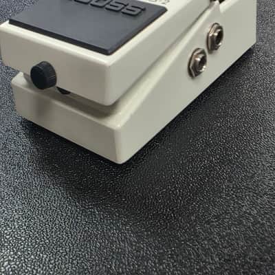 Boss NS-2 Noise Suppressor (Silver Label) 1989 - Present - White image 3