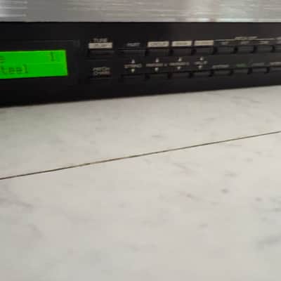 Roland GR-50 Guitar Synthesizer 1988 - 1994 - Black image 4