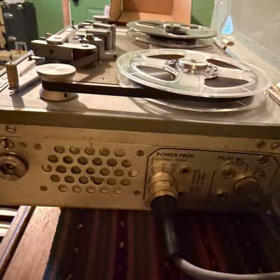 Nagra reel to reel field recorder LE IV Early 60s image 6