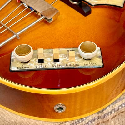 Hofner 500/1 Cavern Bass Vintage '61 Reissue Circa 1998 - Sunburst image 18