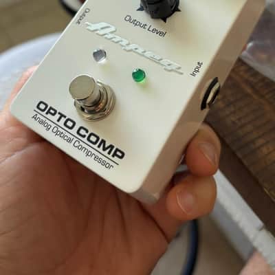 Ampeg Opto Comp Analog Compressor 2010s - White image 1