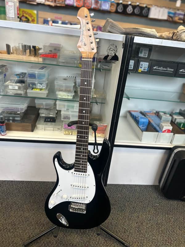 Samick Strat Style - Black image 1