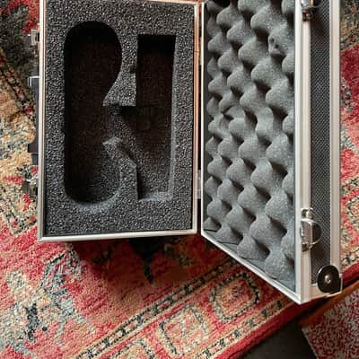 AEA KU5A - Active Supercardioid Ribbon Microphone Serial:0121 With Storage Case image 14