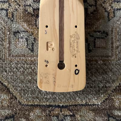 Fender Player Series Left-Handed Jazz Bass Neck, 20 Medium Jumbo Frets, 9.5 Radius w/ Pau Ferro Fingerboard image 3