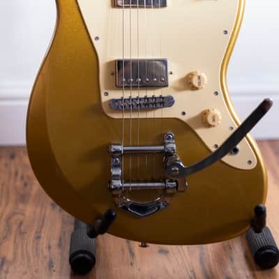 Gear4Music 638 TM Electric Guitar Gold Sparkle Jazzmaster 2023 - Gold Sparkle image 3