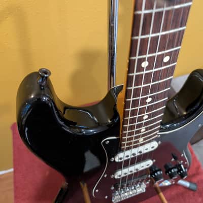 Fender Classic Series '70s Stratocaster with Rosewood Fretboard 2002 - Black w Seymour Duncan gig bag & locking strap image 4