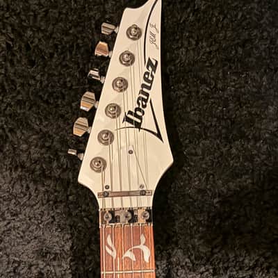 Ibanez JEMJR-WH Steve Vai Signature with Rosewood Fretboard 2015 - 2017 - White image 10