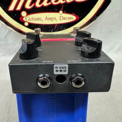 TC Electronic Vintage Bass Distortion Pedal image 5