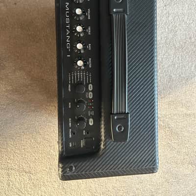 Fender Mustang I 20-Watt 1x8" Modeling Guitar Combo 2010 - 2012 - Black image 2