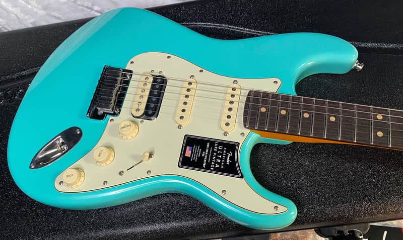 NEW! Fender American Ultra Luxe Vintage '60s Stratocaster HSS - Seafoam Green - Authorized Dealer - 7.9 lbs - G06662