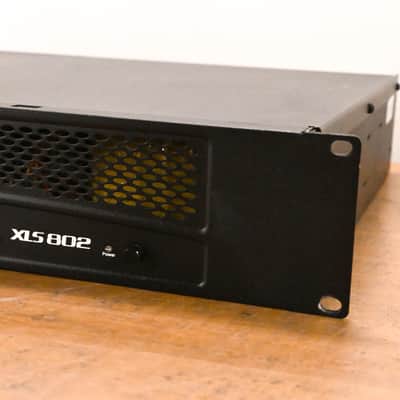 Crown XLS 802 2-Channel Power Amplifier CG010UL image 2