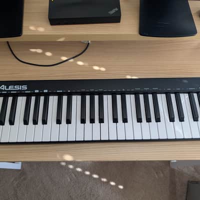 Alesis Q49 MKII 49-Key USB MIDI Keyboard Controller 2021 - Present - Black