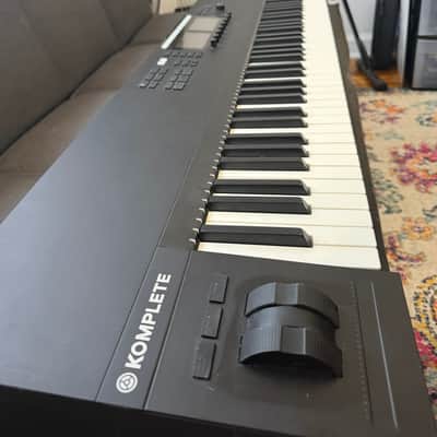 Native Instruments Komplete Kontrol S88 MKii 2020 - Present - Black image 4