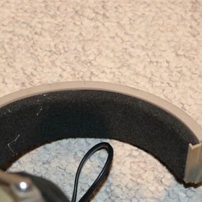 Vintage Realistic Pro Headphones image 7
