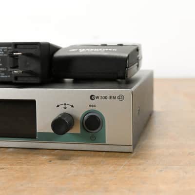 Sennheiser ew 300 IEM G3 Wireless In-Ear Monitoring System - 516-558 MHz CG012K2 image 2