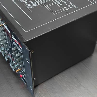 Roland M-160 Rack Mountable sixteen-channel Line Mixer image 8
