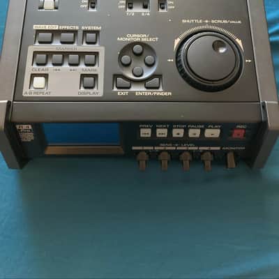 Roland Edirol R-4 Pro Portable 4-channel recorder W/ USB cable image 1