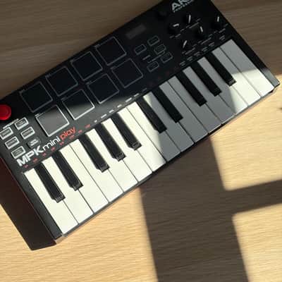 Akai MPK Mini Play Portable 25-Key MIDI Controller 2018 - Present - Black image 3