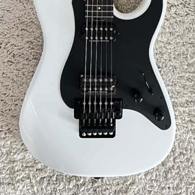 Mint Charvel Pro-Mod Plus So-Cal® SC1 Style 1 HH FR EB, Ebony Fingerboard, Snow White image 1