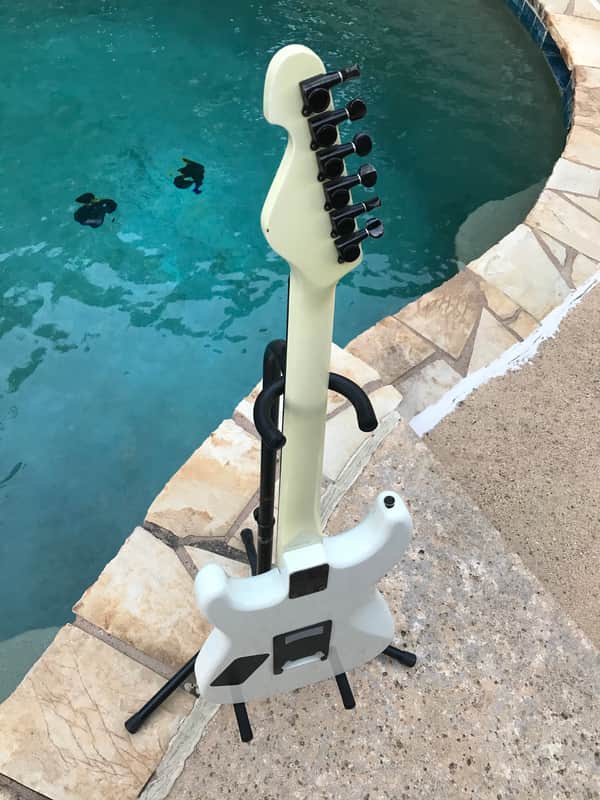 Morris Hurricane Susie 80s White Vintage Japan Rare Stratocaster