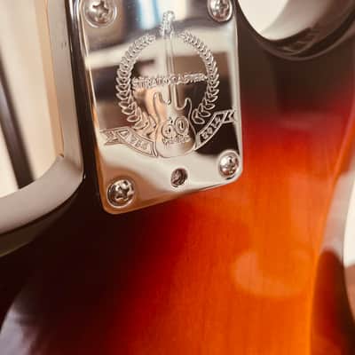 Fender 60th Anniversary Commemorative American Standard Stratocaster with Maple Fretboard 2014 - 2-Color Sunburst image 4