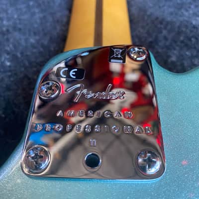 Fender American Professional II Telecaster RW Mystic Surf Green US210070593 8lbs image 9