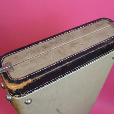 Vintage 1963 Fender Jazzmaster / Jaguar Hard Case - White Tolex - Rare Custom Color Case!  Pre-CBS Strat image 12