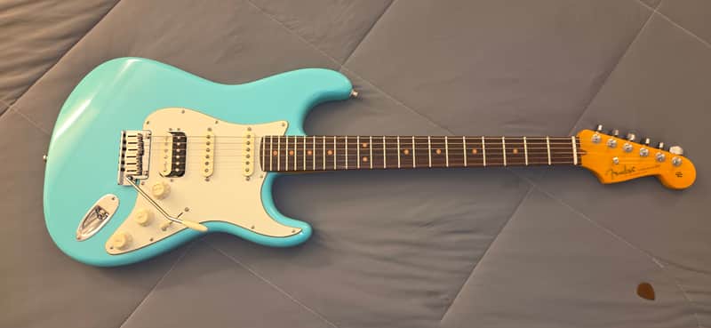 Fender American Ultra Luxe Vintage '60s Stratocaster HSS 2025 - Sea Foam Green