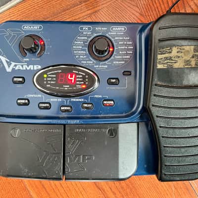 Behringer V-AMP VIrtual Guitar Amp - Blue image 1
