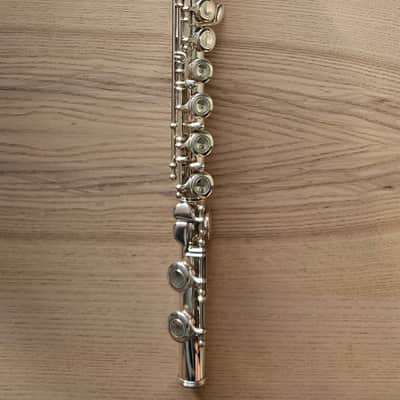 Yamaha YFL-221 Flute – Made in Japan – Serviced – Teacher Tested image 2