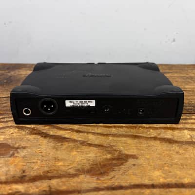 Shure UT UHF Marcad Diversity Wireless Guitar Transmitter and Receiver image 6