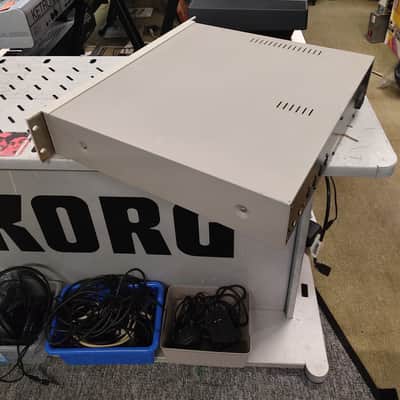 Akai S01 image 4