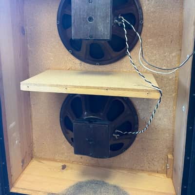 Fender Bassman VT 15 2x15" Vintage Bass Speaker Cabinet image 4