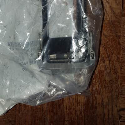 HARTING HAN 72 SERIES CONNECTORS PACK image 5