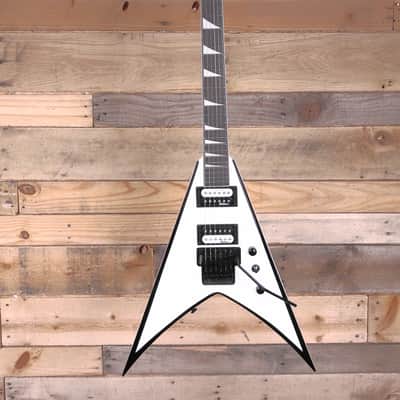 IMC / FU-Tone Custom Jackson King V JS32 Electric Guitar White w/ Black Bevels image 4