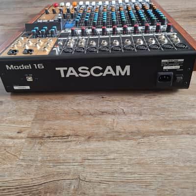 TASCAM Model 16 Multitrack Recorder / Mixer / Audio Interface 2019 - Present - Black with Wood Cheeks image 6