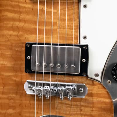 Novo Dealer Limited Miris JHH Semi-Hollow Electric Guitar - Amber Burst with Gig Bag image 12