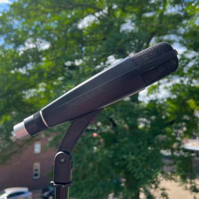 1970's Sennheiser MD421-U4 Dynamic Microphone Bild 2