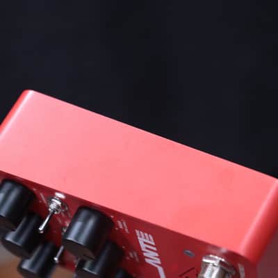 Universal Audio ANTI 1992 High Gain Amp UAFX Dual-Engine Effect Pedal w/Box image 12