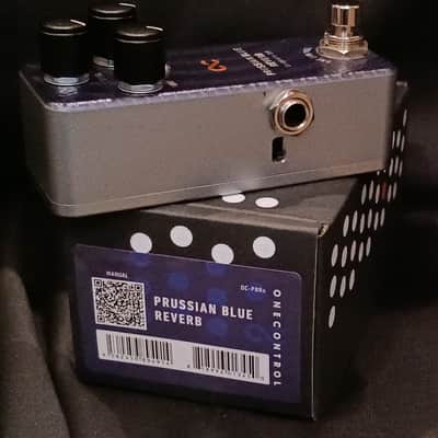 One Control Prussian Blue Reverb with orig box- near Mint image 3