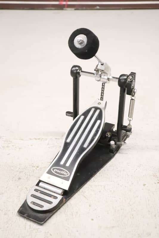 Pacific Single Chain Bass Drum Pedal image 1