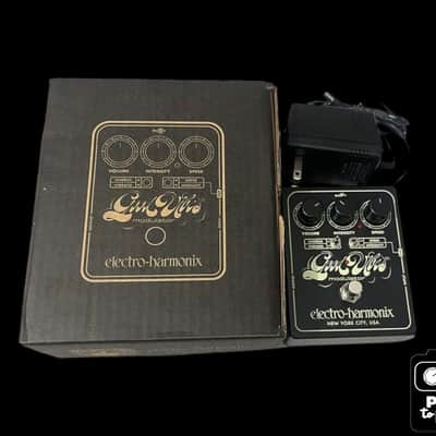 Electro-Harmonix Good Vibes Analog Modulator Pedal | Reverb