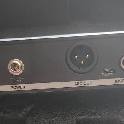 Shure GLXD24+/SM58 Z3 Dual Band Wireless Microphone System image 4